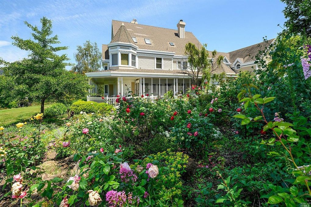 1089 Green Valley Road